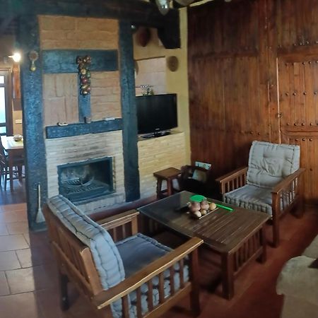 Casa Rural La Casa De Los Pollos Turrubuelo Ngoại thất bức ảnh